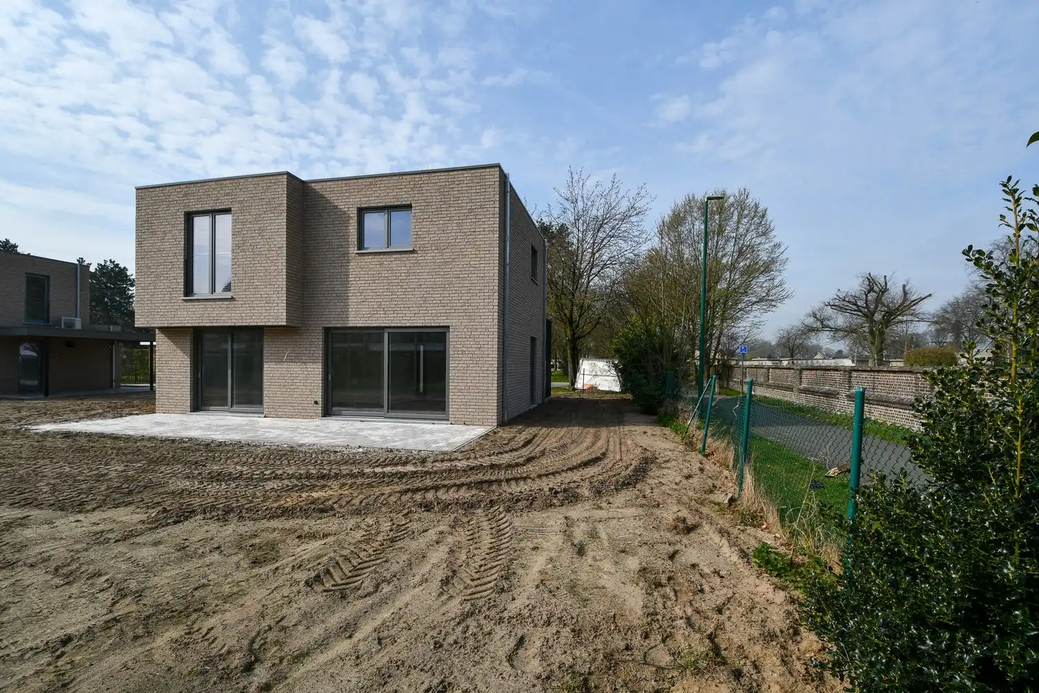 Energiezuinige nieuwbouwwoning met 3 slaapkamers en carport op een rustige locatie foto 10