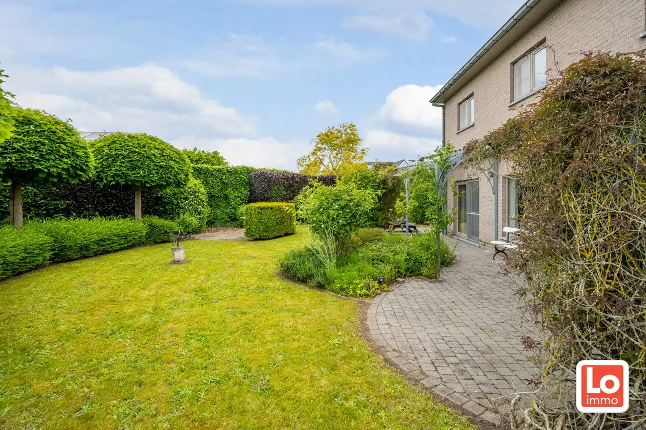 Instap klare open woning met inpandige garage en zonnige tuin op een toplocatie nabij het centrum van Lochristi! foto 31