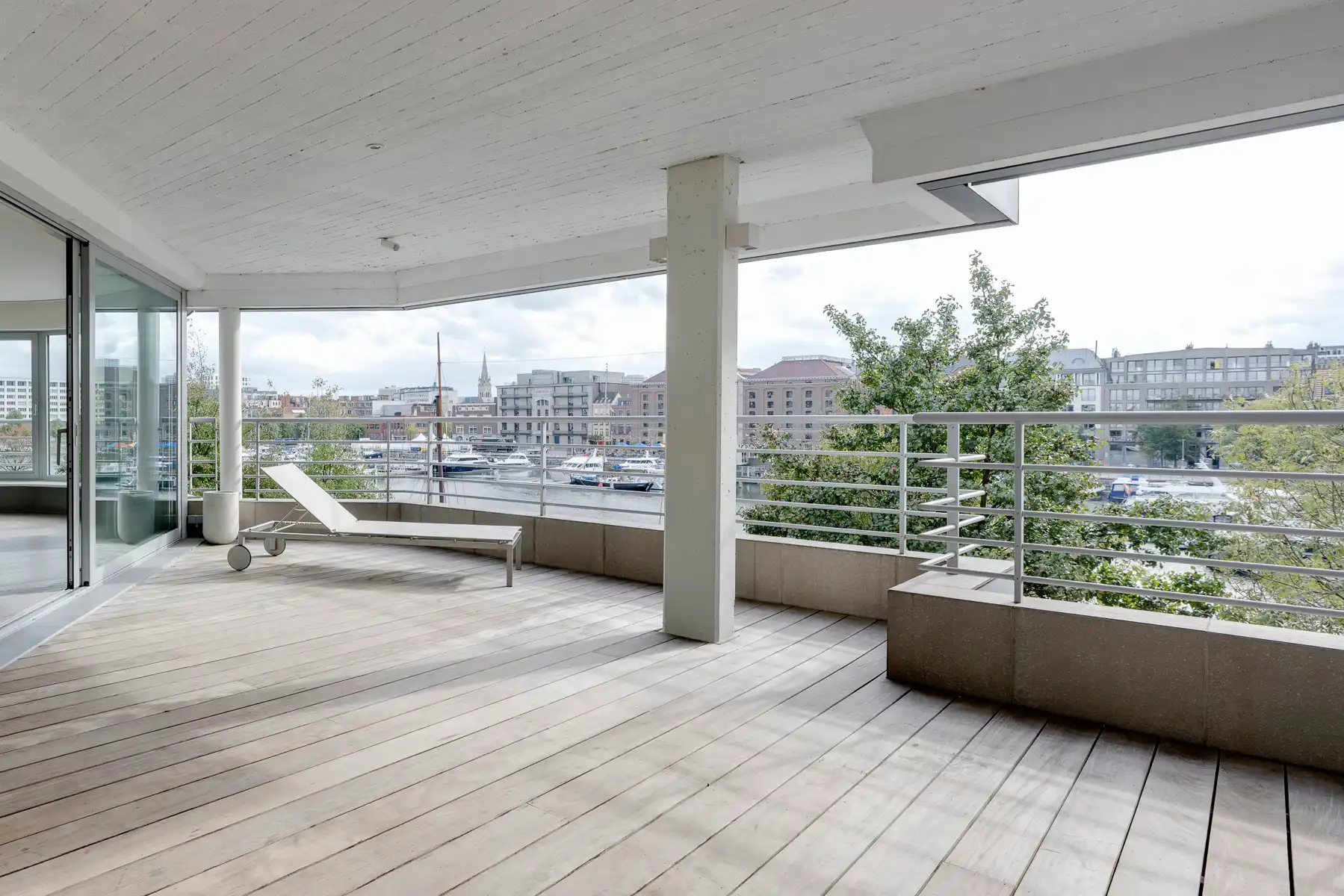 Exclusief wonen aan de Jachthaven met zicht op het MAS foto 18