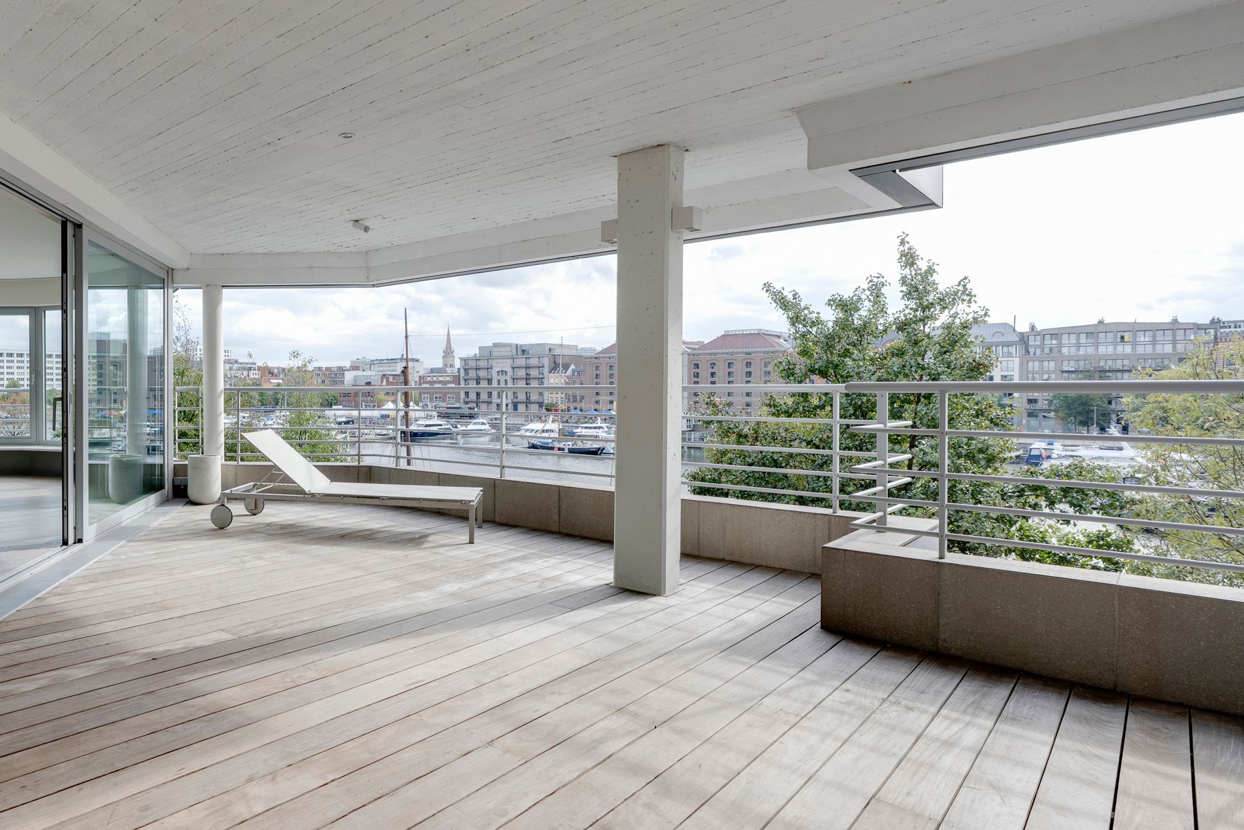 Exclusief wonen aan de Jachthaven met zicht op het MAS foto 16