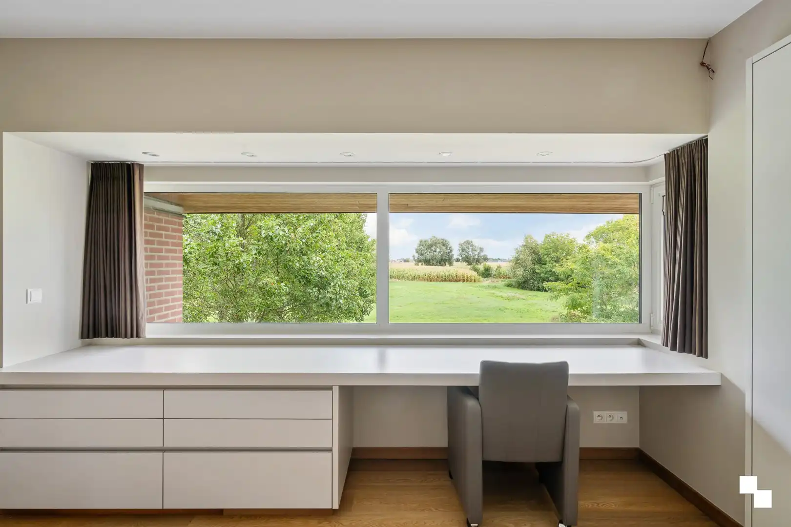 Uitzonderlijk ruime eigendom met 507 m² bewoonbare oppervlakte en weideland foto 26