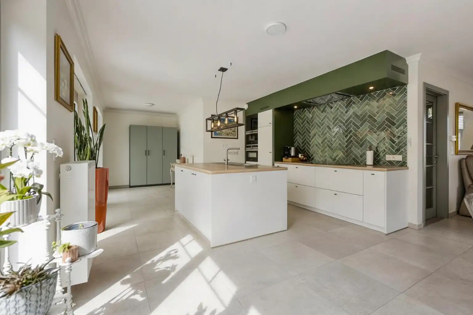 Mooie, recente woonst met tuin op een rustige locatie  foto 4