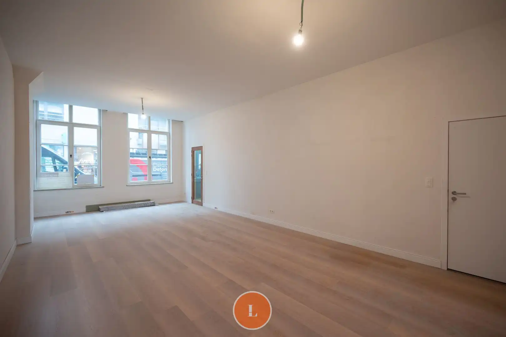 Handelspand/kantoor in historisch complex foto 9