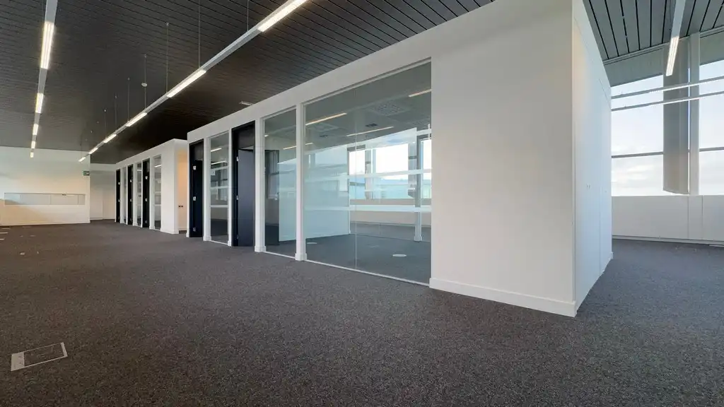 Standalone kantoorgebouw te koop langs R4 in Merelbeke-Melle foto 7