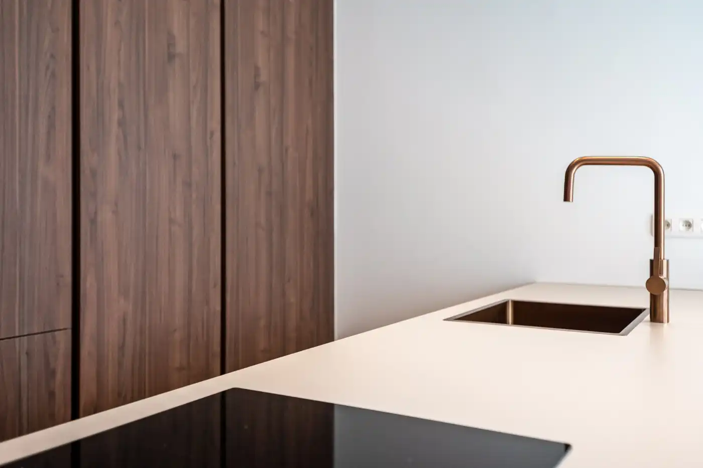 Prachtig gerenoveerde open bebouwing met 3 slpk. en autostaanplaats foto 9