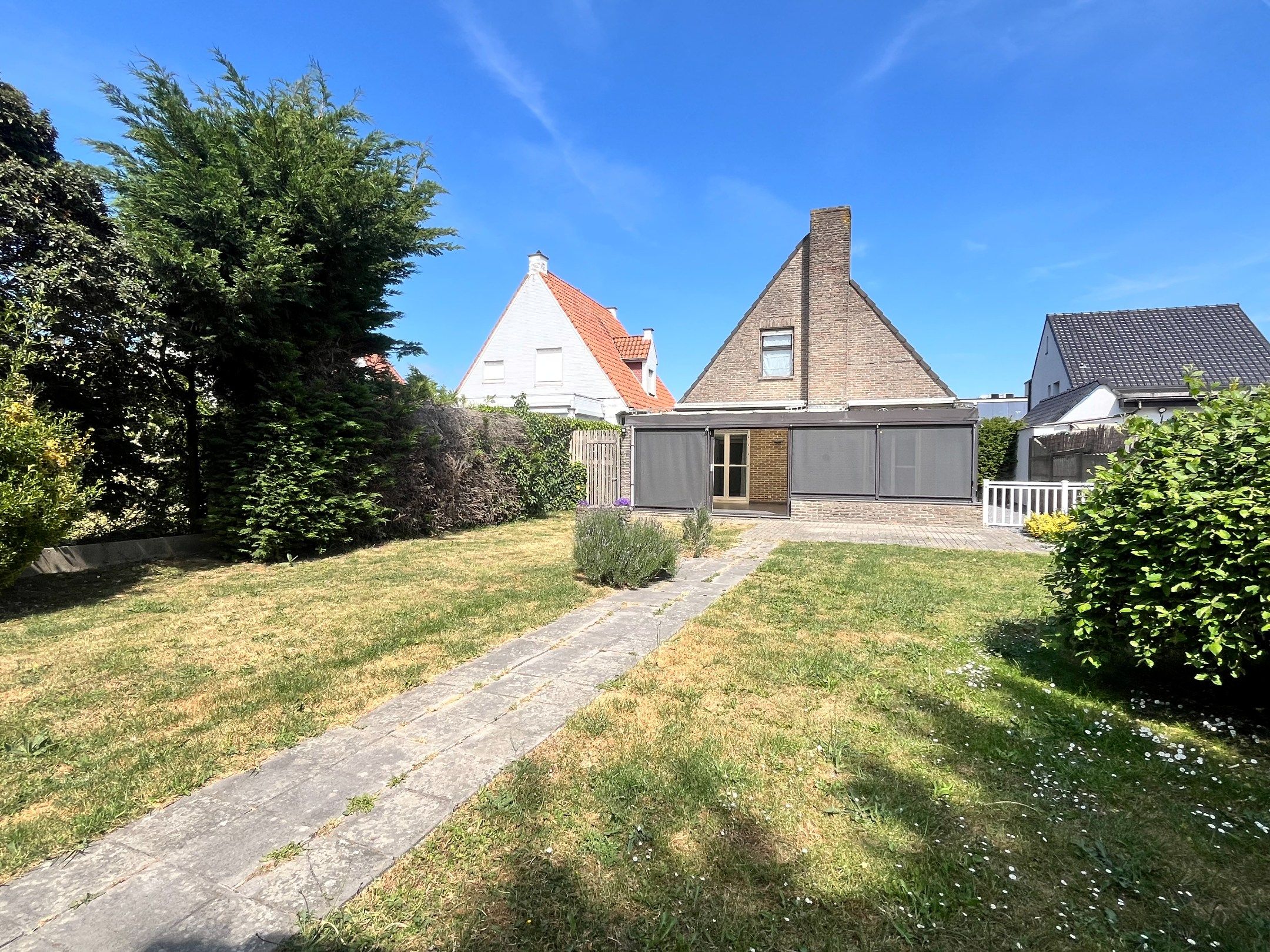 ()=>{if(producerUpdateValueVersion(node),producerAccessed(node),node.value===ERRORED)throw node.error;return node.value} Natiënlaan 170 - A - 8300 Knokke