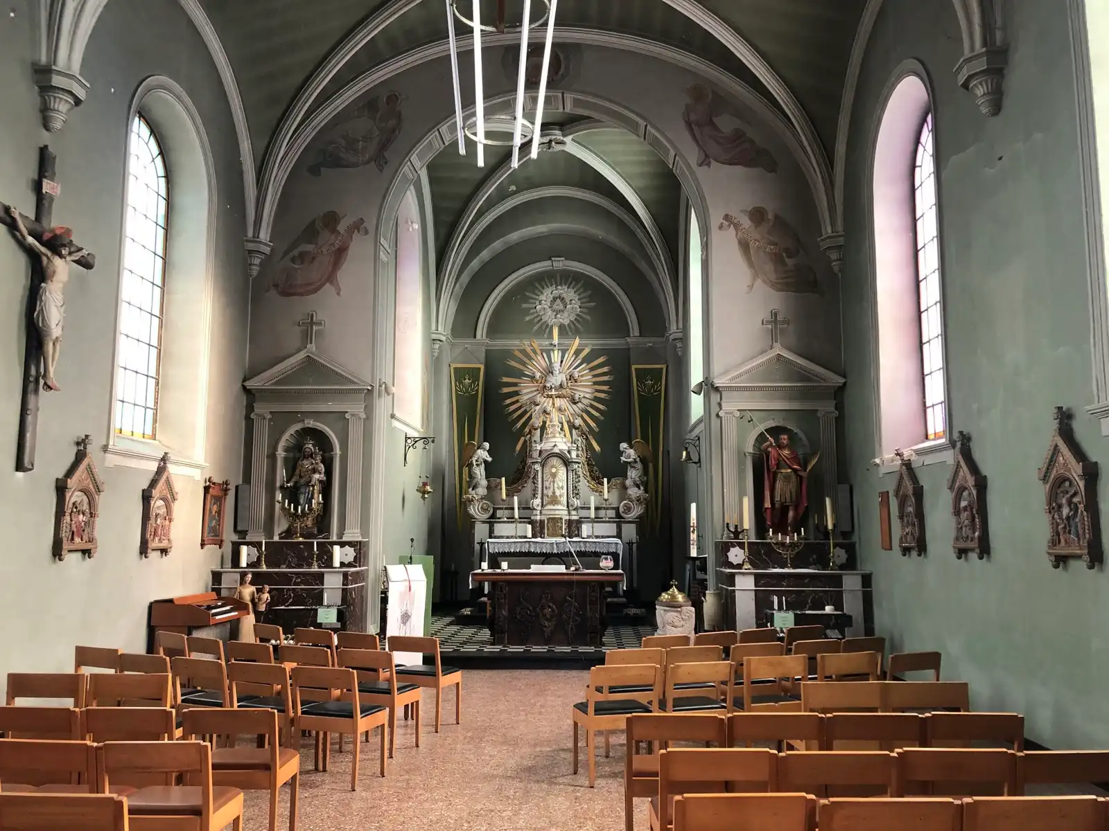 Uitzonderlijk vastgoed met karakter in Diets-Heur (Tongeren) foto {{pictureIndex}}