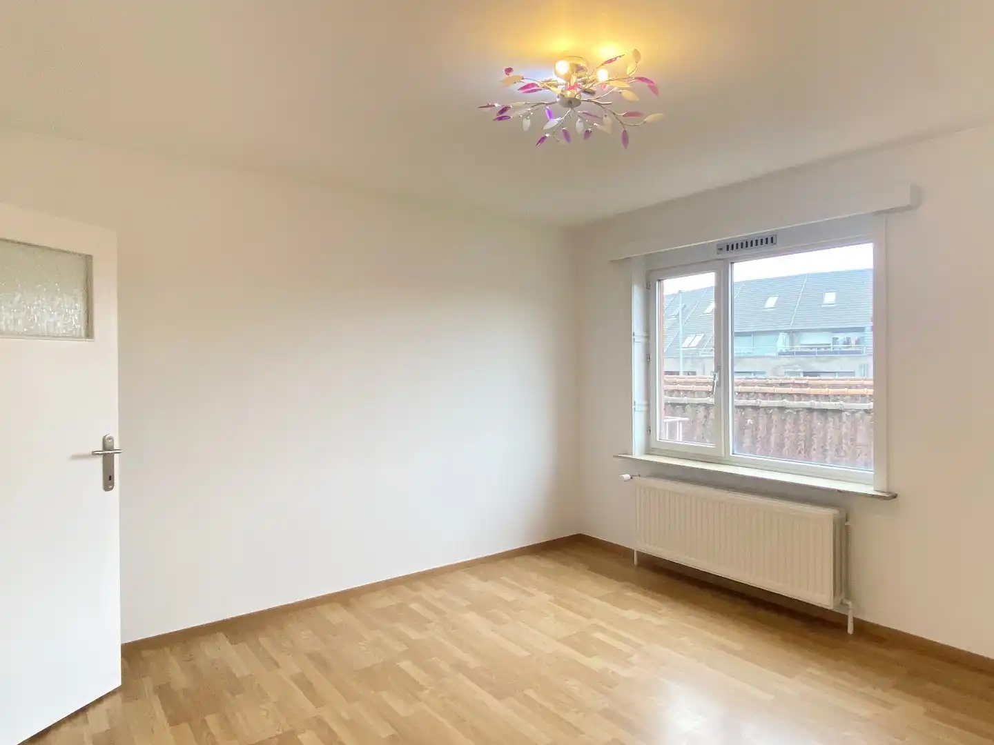 APPARTEMENT MET 2 SLAAPKAMERS EN GARAGE !!! foto 5