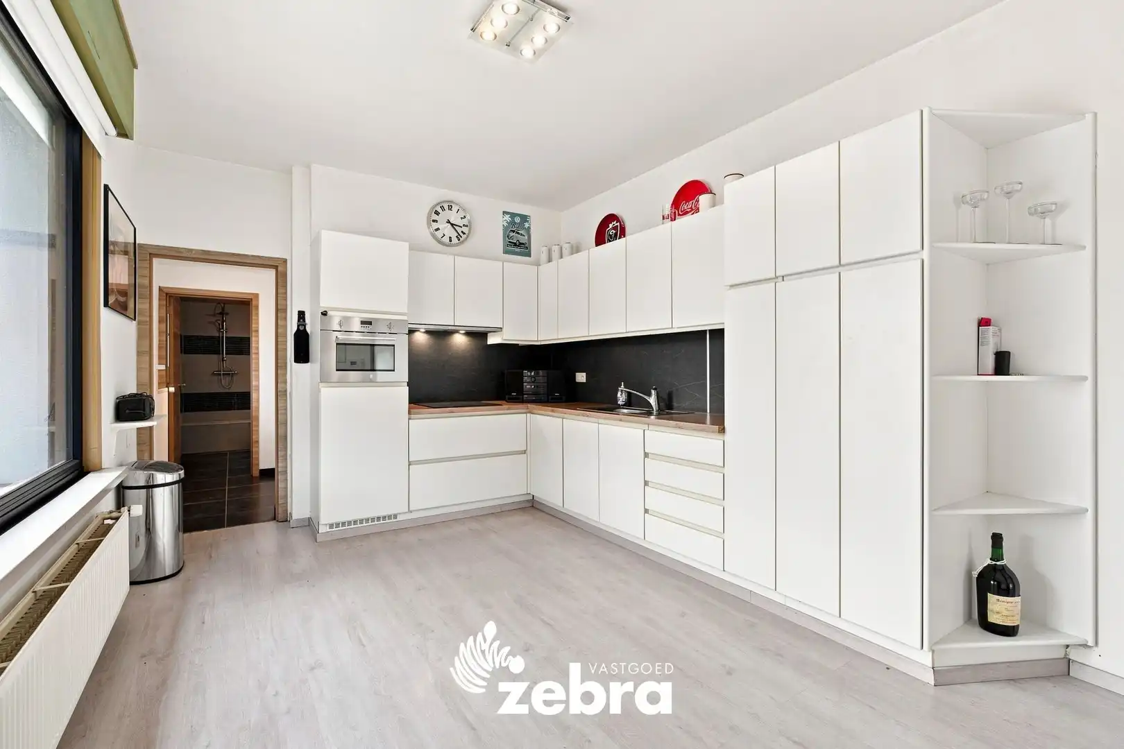 Kloeke hoekwoning met veel potentieel in Roeselare! foto 6