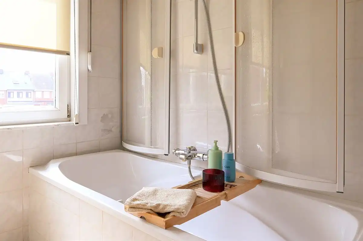 Leuke woning in fijne wijk foto 13