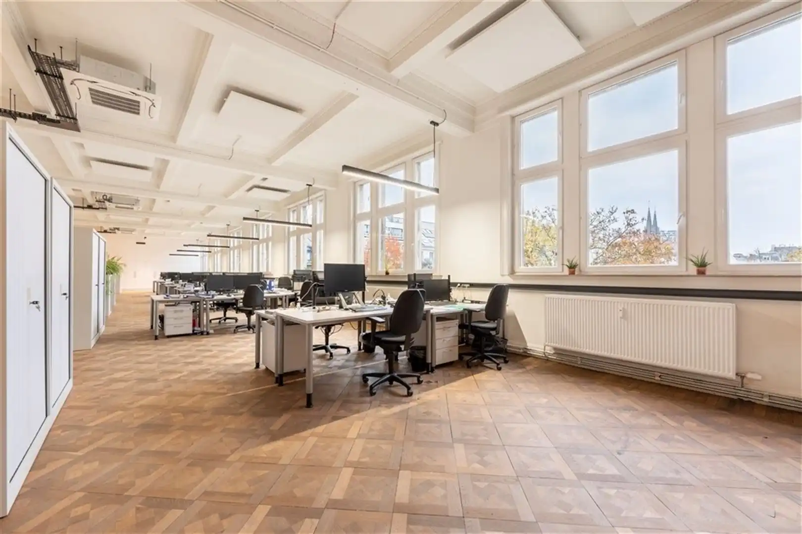 Instapklaar kantoor te huur op unieke locatie - 579m² foto 11