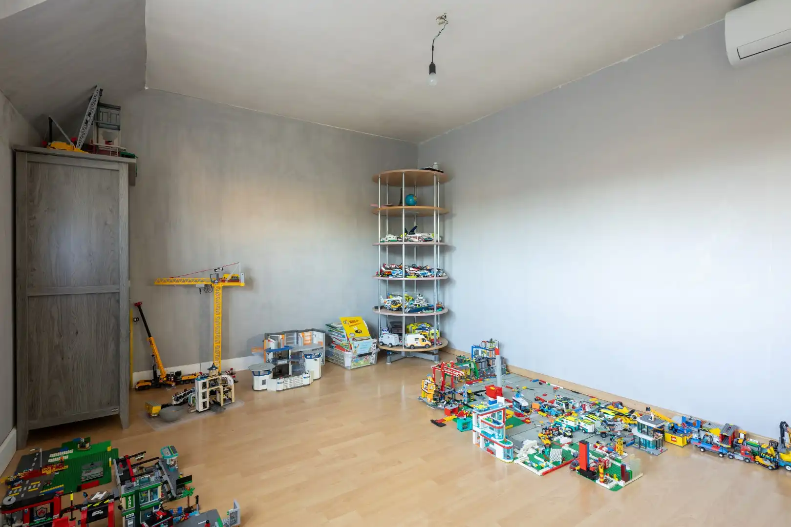 Vrijstaande woning met prachtige groene ligging te koop! foto 19