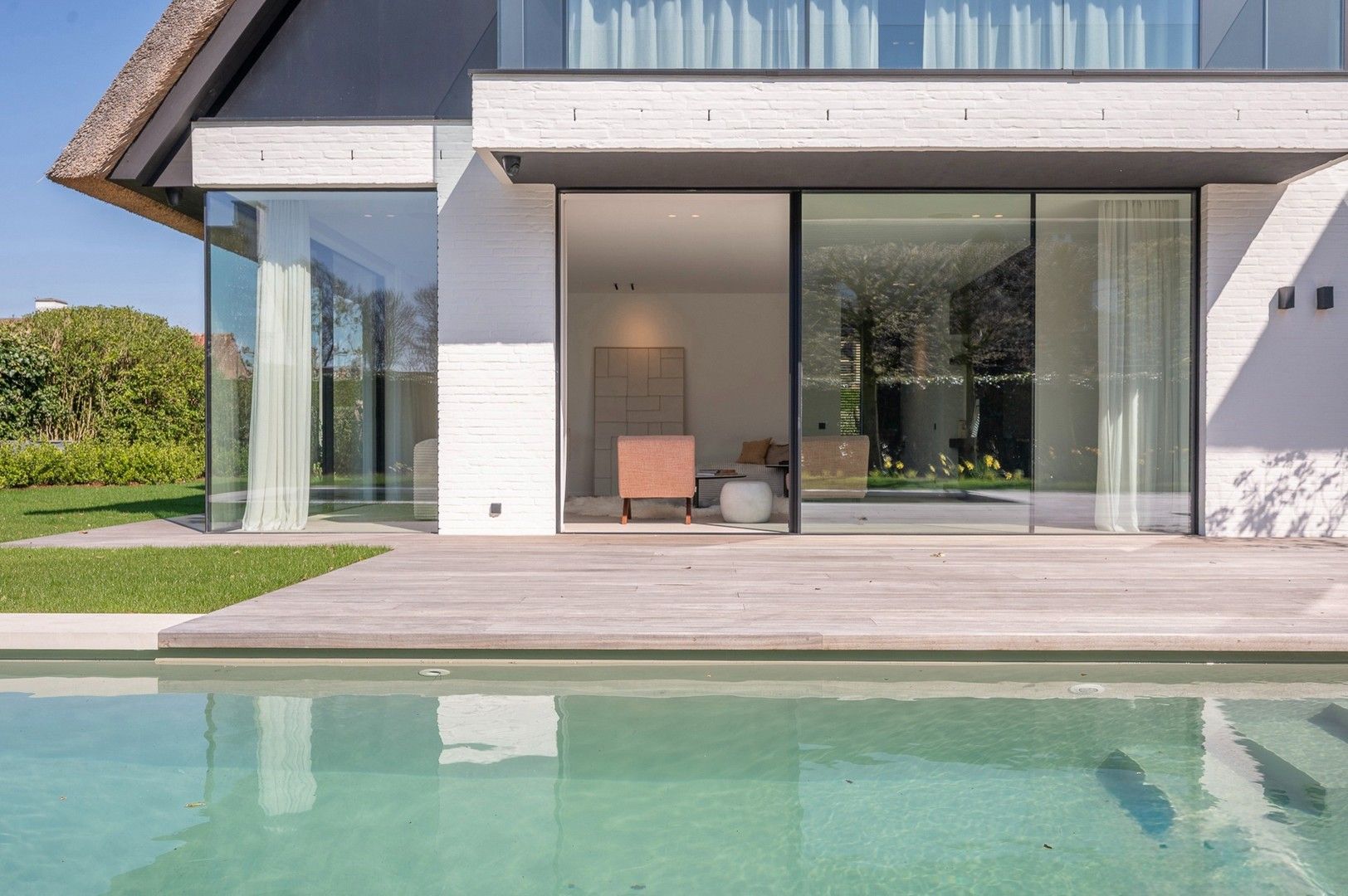 Uitzonderlijke luxueuze nieuwbouwvilla met zwembad in een residentiële buurt te Knokke foto 82