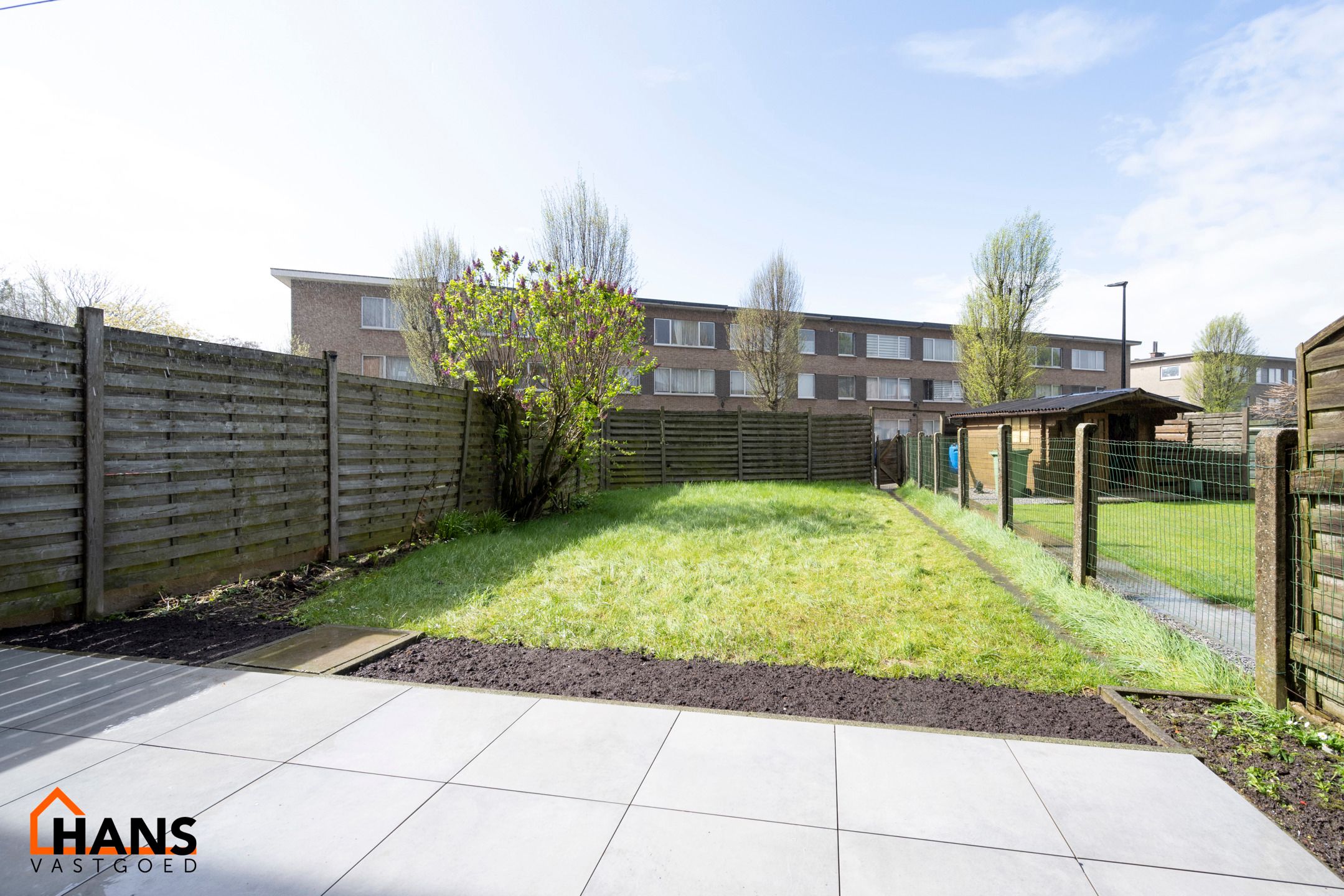 Recent gerenoveerd gelijkvloersappartement met tuin. foto 14