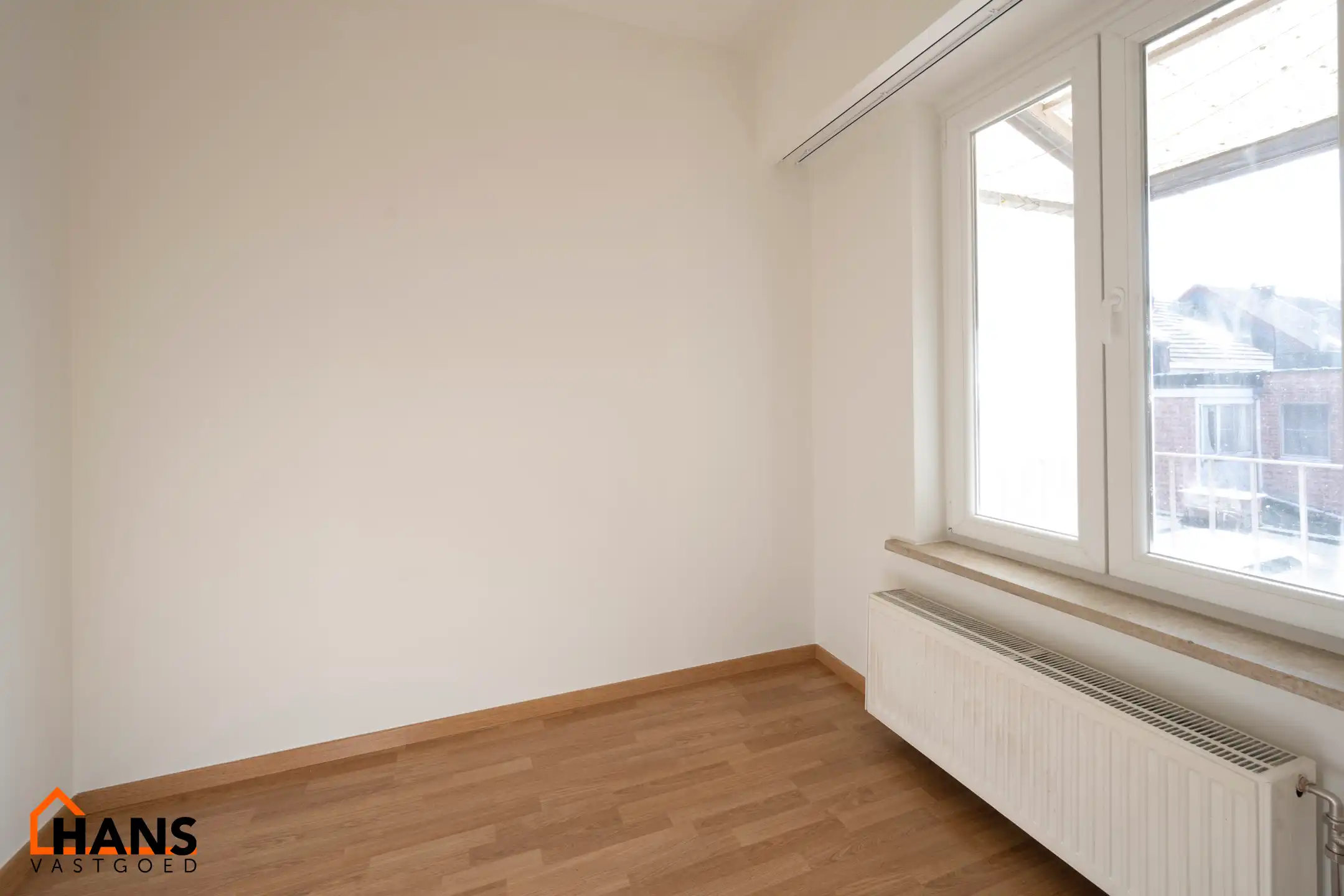 Gerenoveerd appartement met balkon. foto 9
