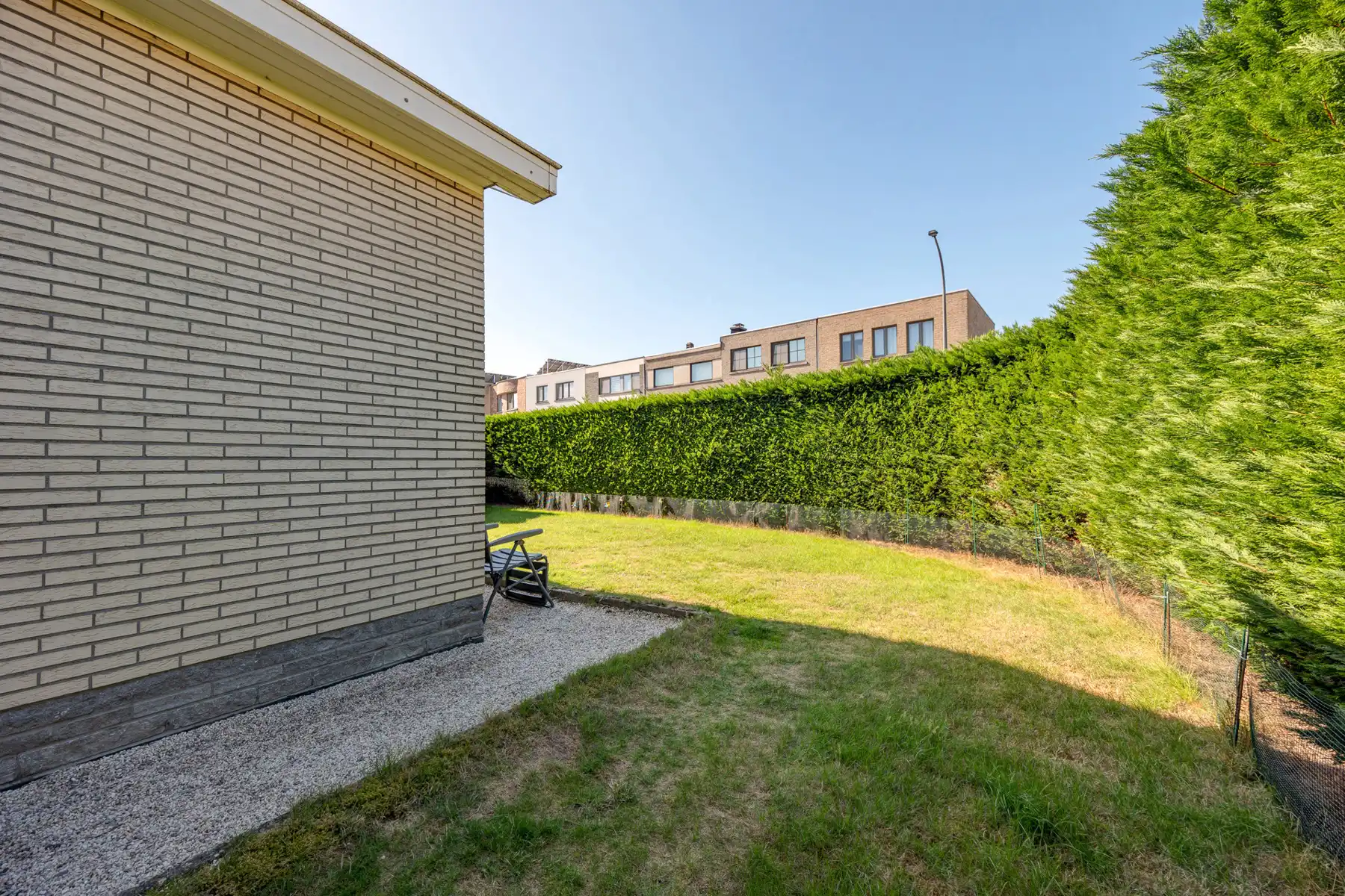 Vrijstaande bungalow met garage en zuidgerichte tuin foto 17