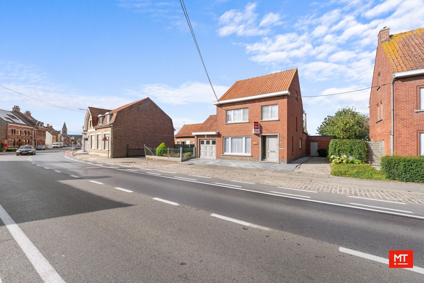 Te renoveren alleenstaande woning met 3 slaapkamers, Westgerichte tuin en garage in het centrum van Passendale foto 25