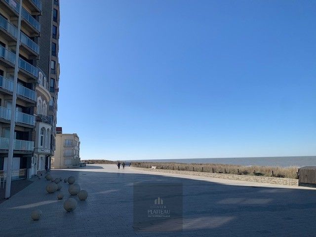 Te renoveren appartement met één slaapkamer op 20m van zee te Westende. foto 22