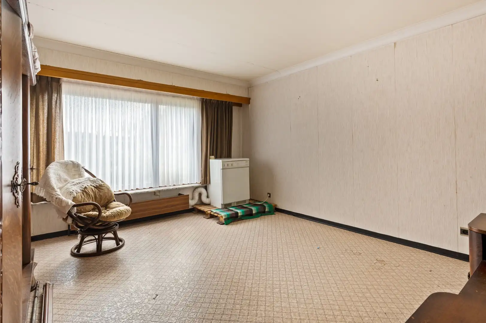 Gelijkvloerse woning met veel potentieel op een ruim perceel nabij het centrum van Herselt! foto 14