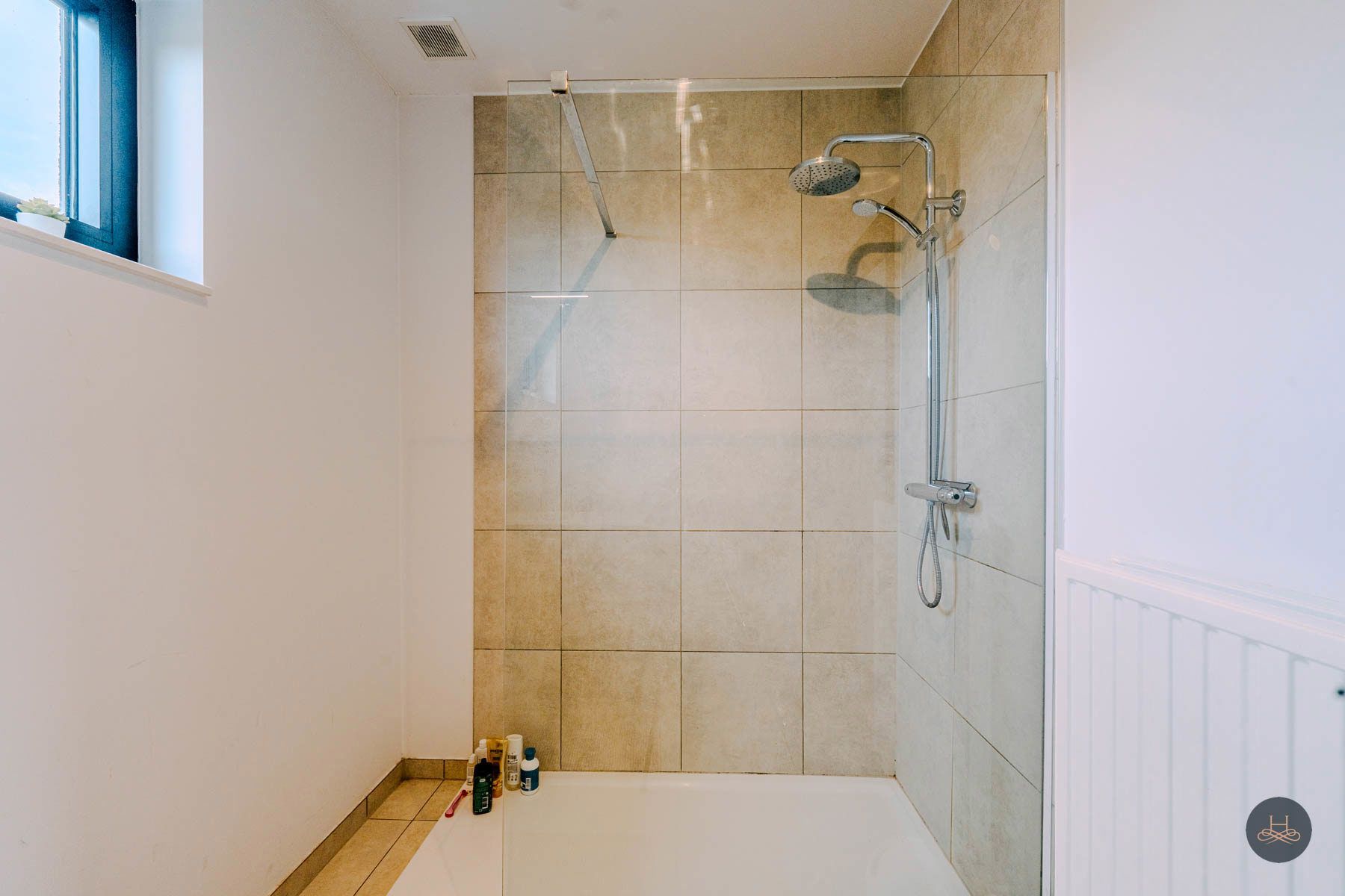 Licht en ruim duplex-penthouse met terras in Betekom foto 14