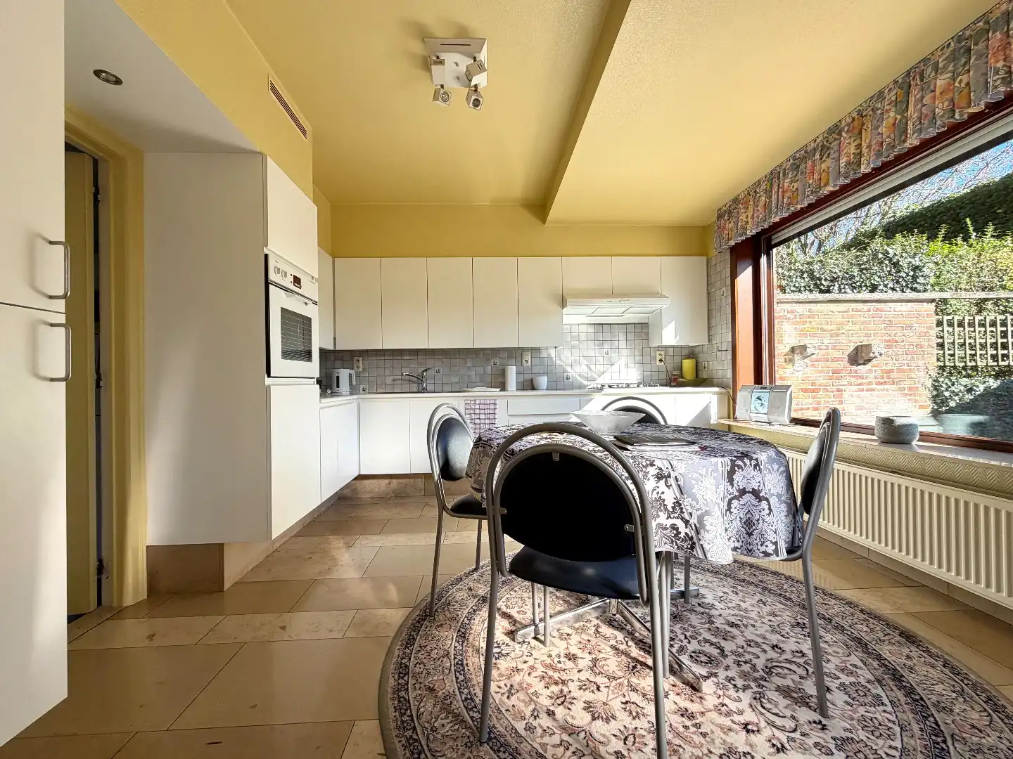 Te koop – Instapklare halfopen bebouwing in Harelbeke foto 7