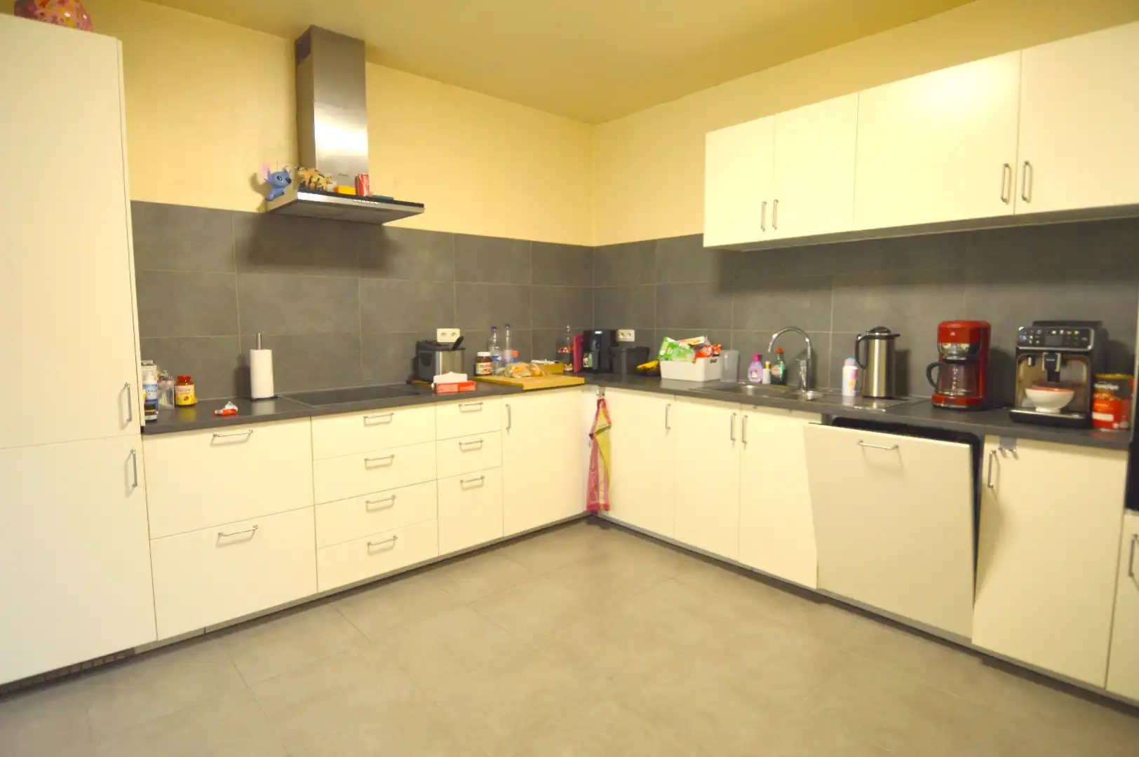 Volledig vernieuwde woning met twee slaapkamers dichtbij het centrum van Bellegem foto 6