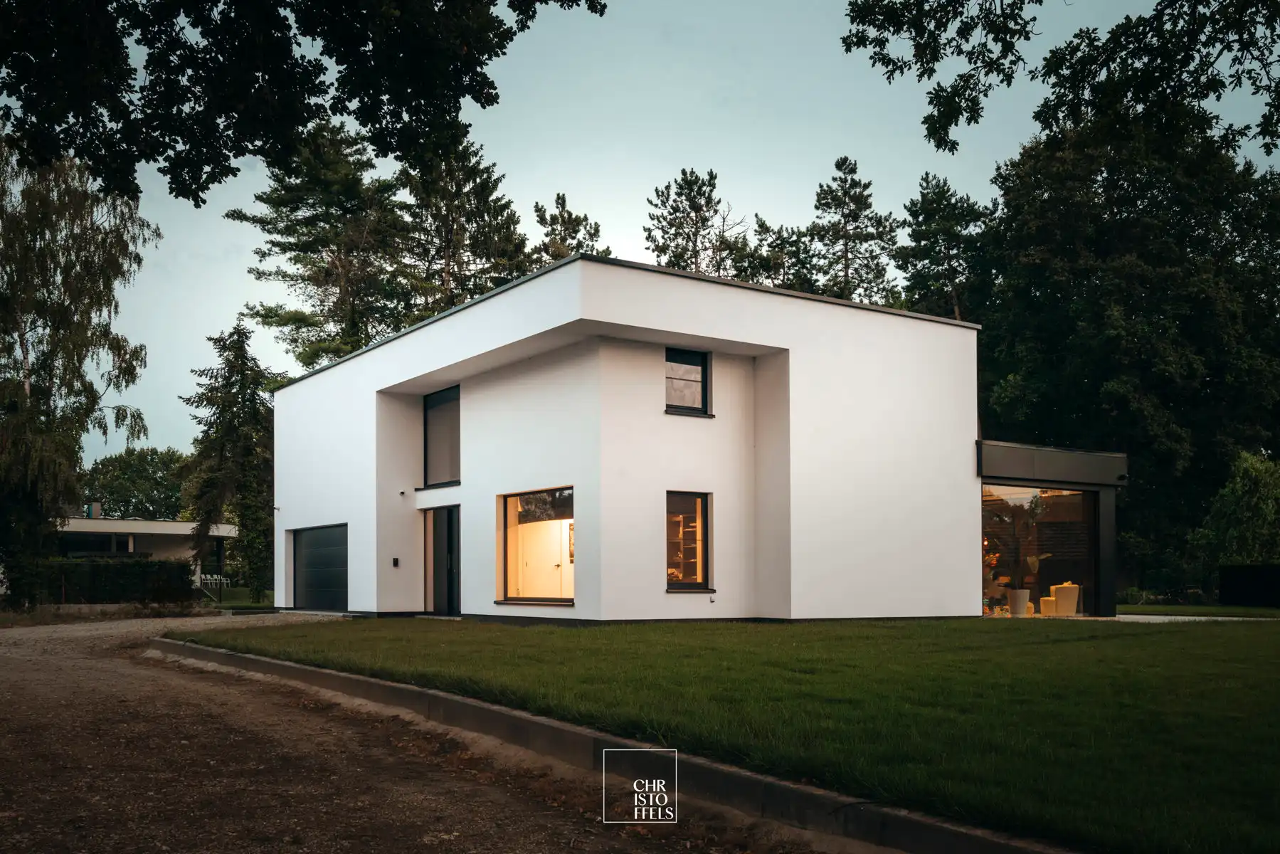 Luxe nieuwbouwvilla van 336 m² op een perceel van 1.313 m² foto 26