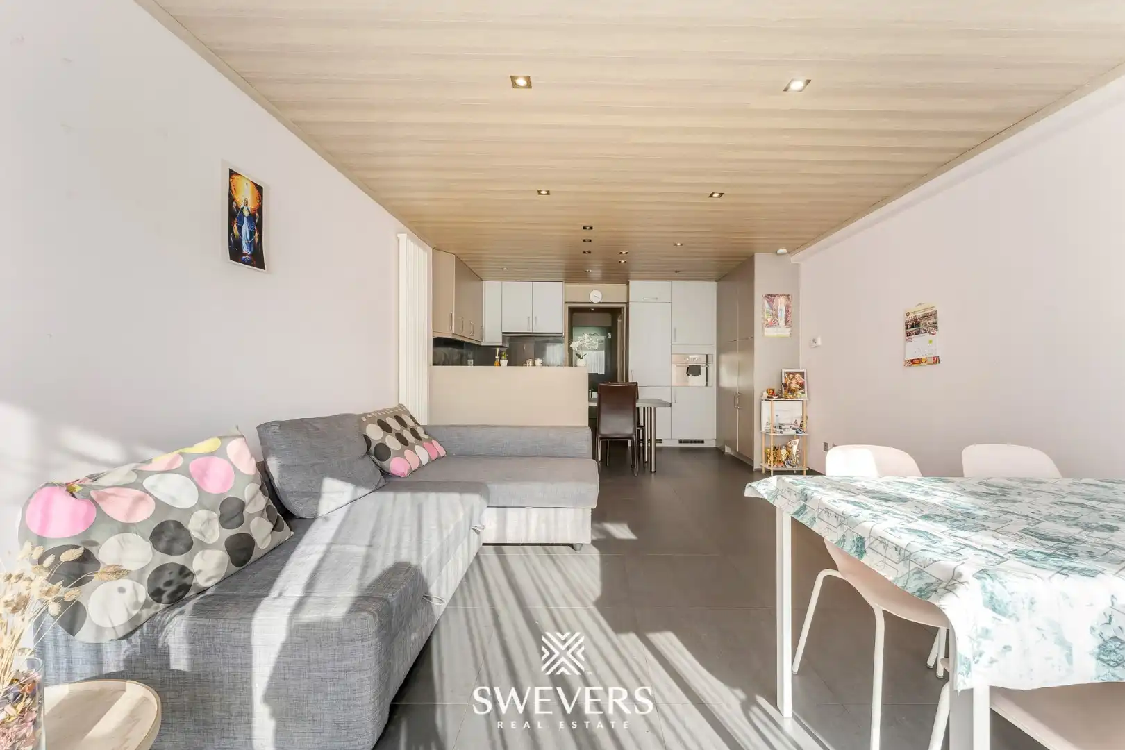 Gelijkvloers appartement net buiten Beringen centrum foto 4