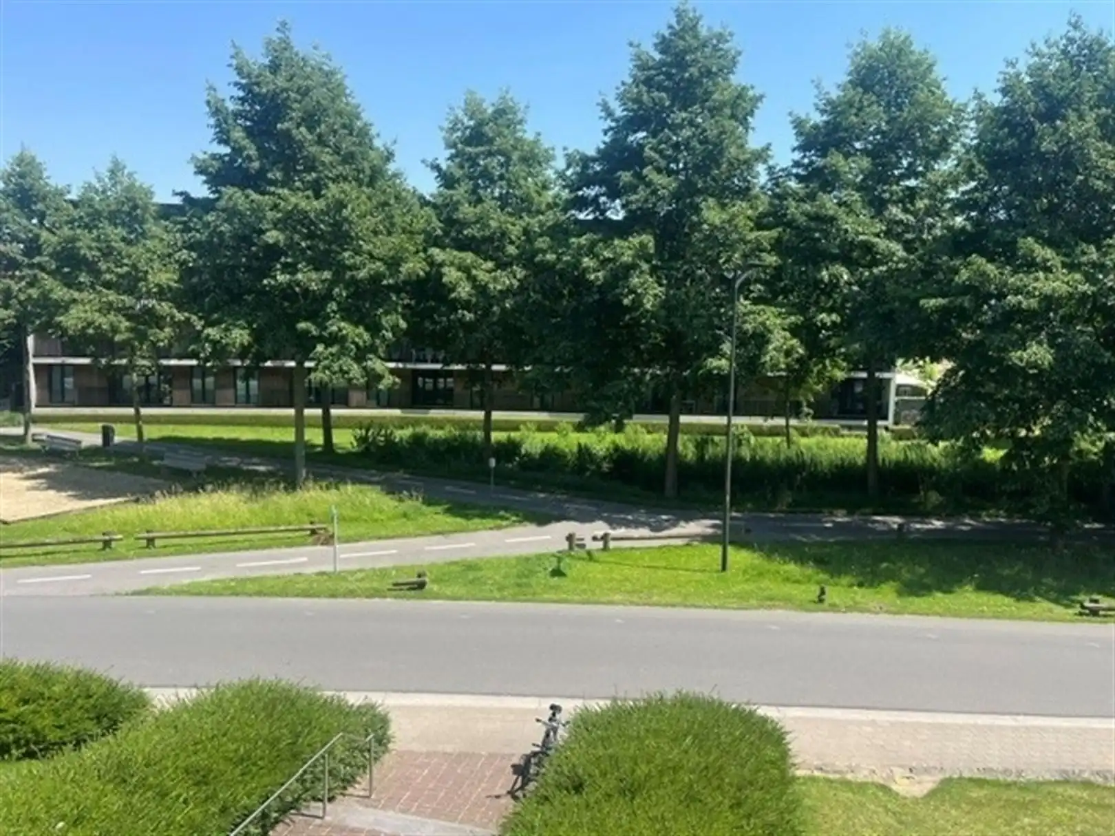 Mooi gelegen appartement op het 1se verdiep met garagebox foto 13