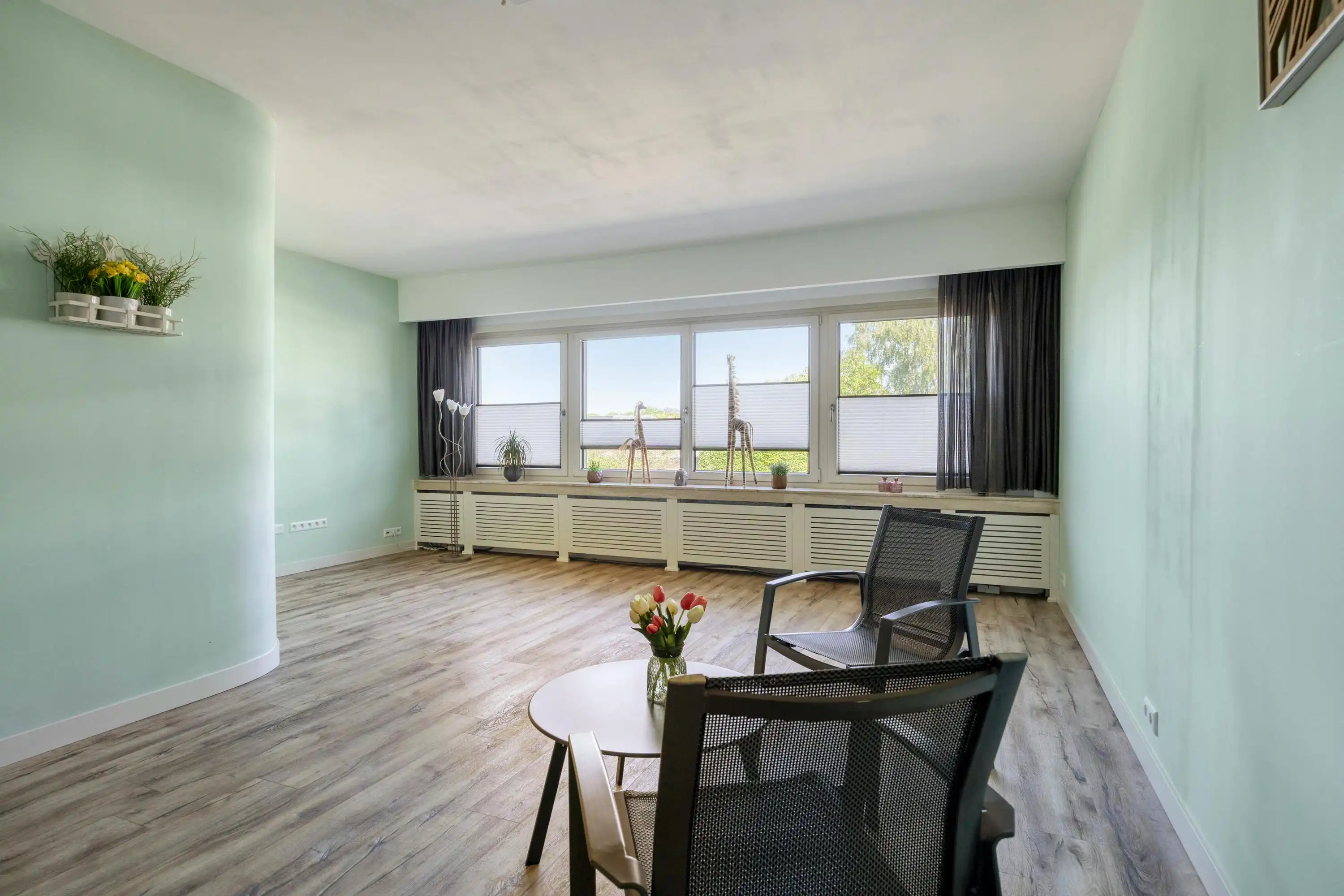 Huis te koop in Stabroek: instapklare bel-etage foto 5