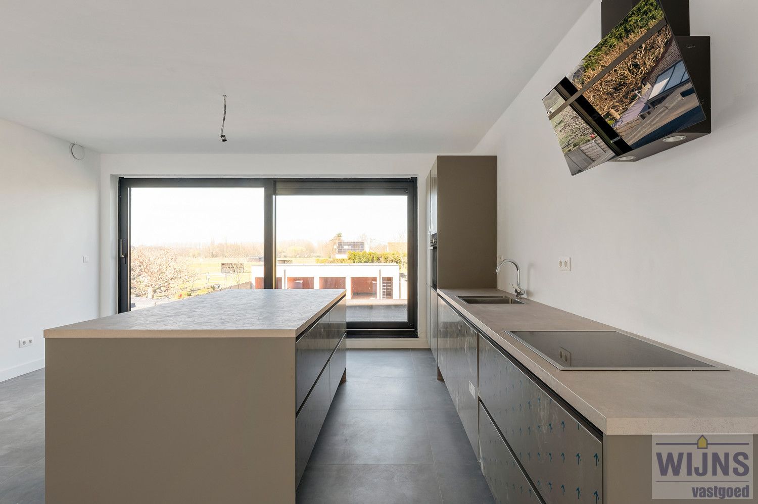 Groot en lichtrijk duplex appartement vlakbij centrum Berlaar foto 4