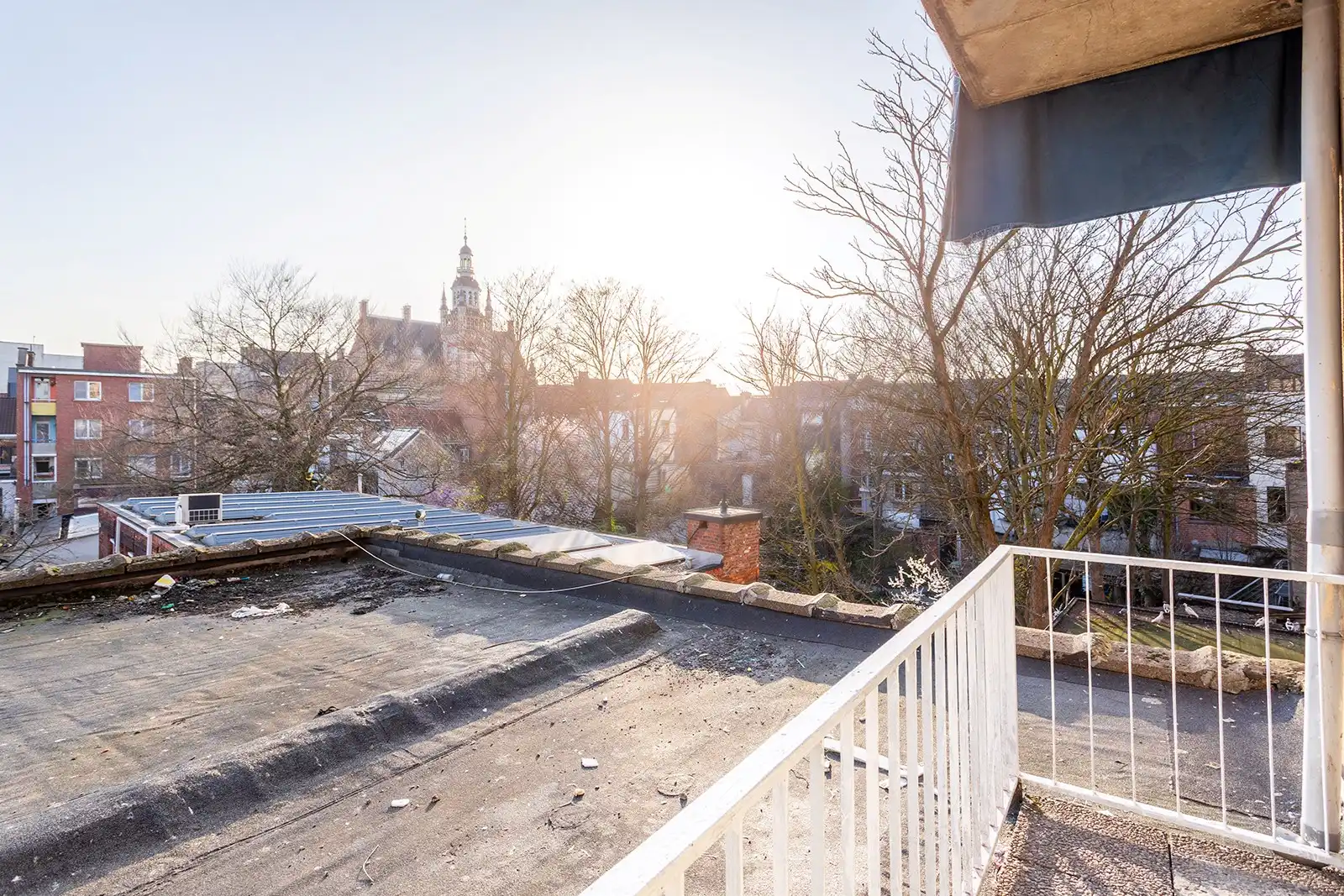 Recent gerenoveerd app. met 2 slpks en 2 terrassen foto 21