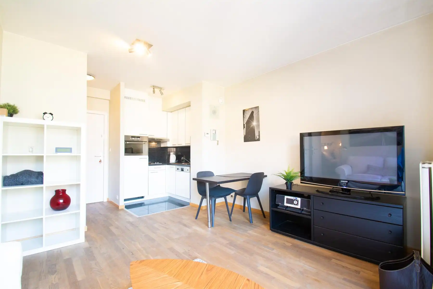 Prachtig appartement - 1 Kamers + TERRAS!! foto 5