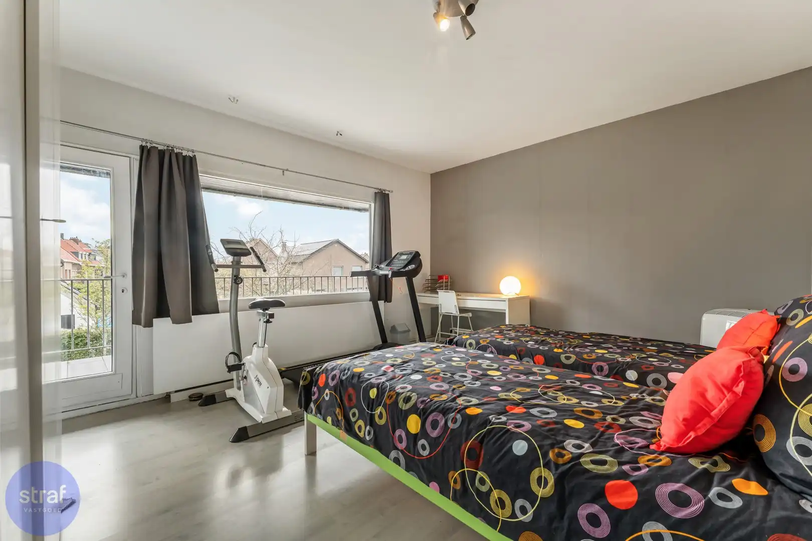 Villa met 4 slaapkamers en zuidtuin in doorlopend straatje foto 11