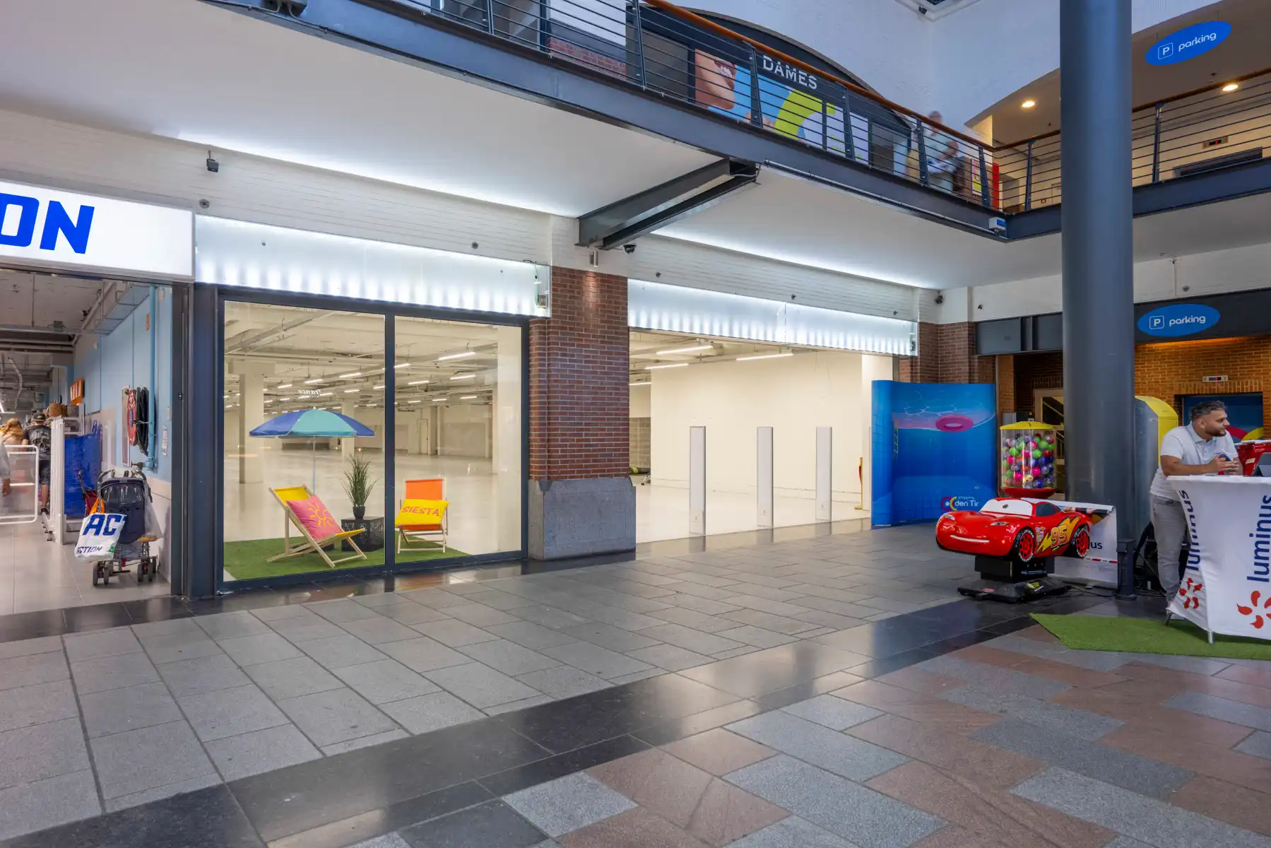 Commerciële ruimte te huur Sint-Bernardsesteenweg 312-320 - 2020 Antwerpen