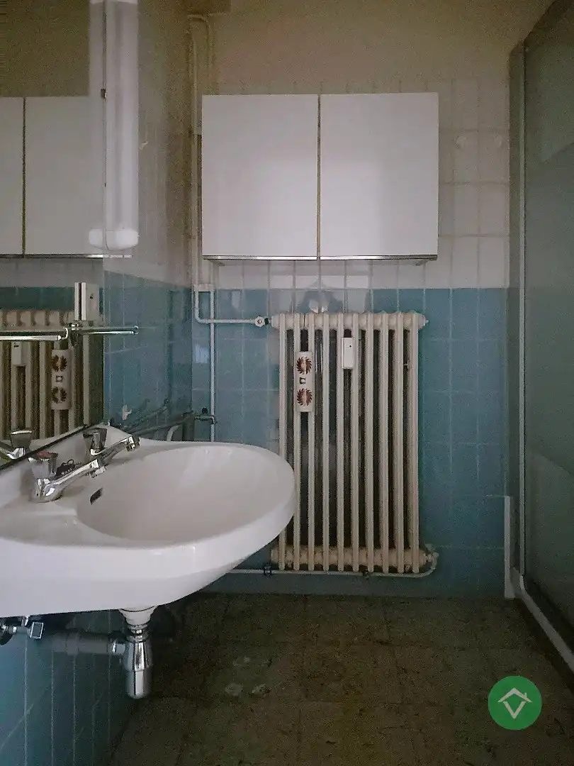 Gelijkvloers appartement met autostandplaats en garage te Roeselare  foto 20