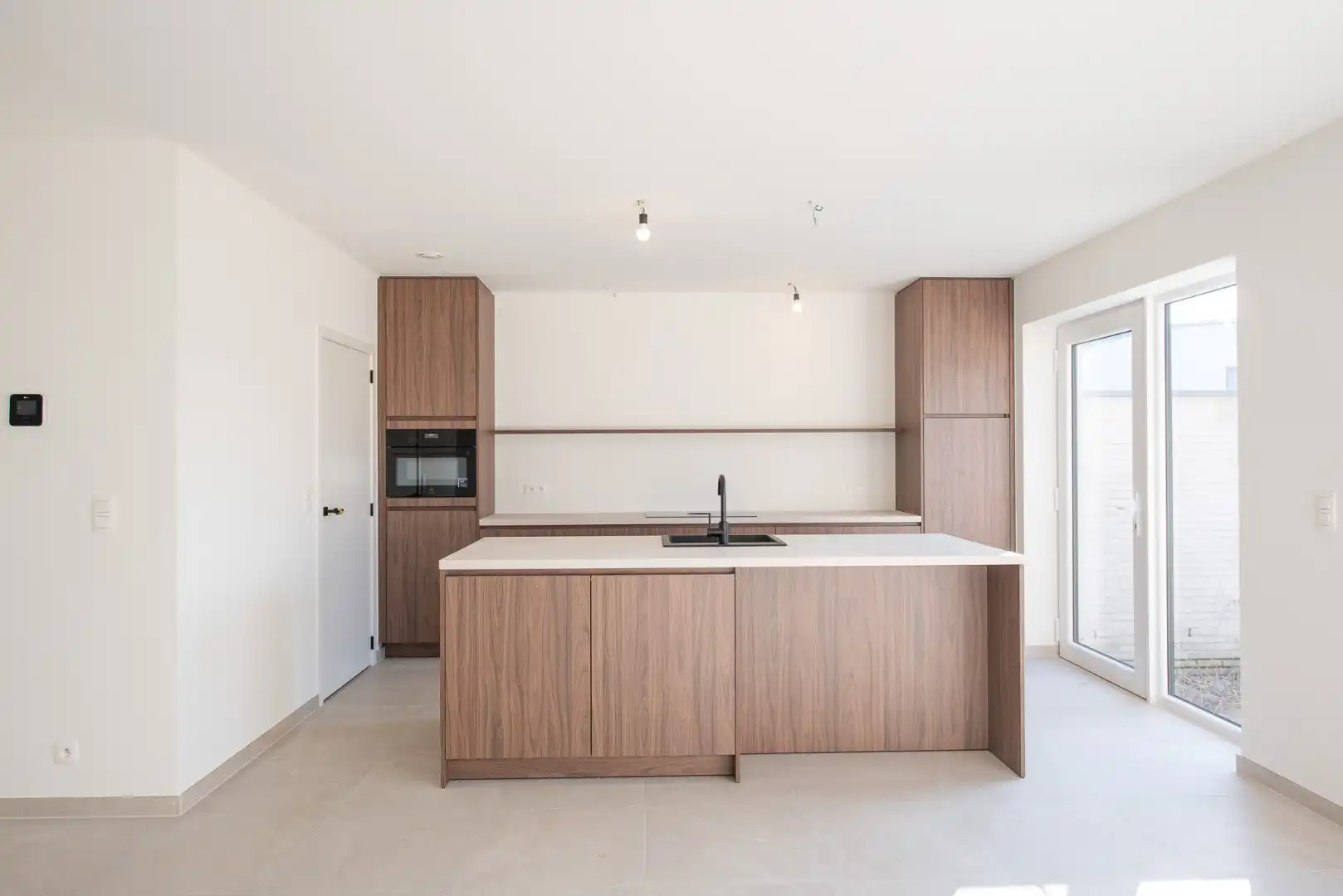 Stijlvolle & energiezuinige halfopen nieuwbouwwoning in Waregem foto 2