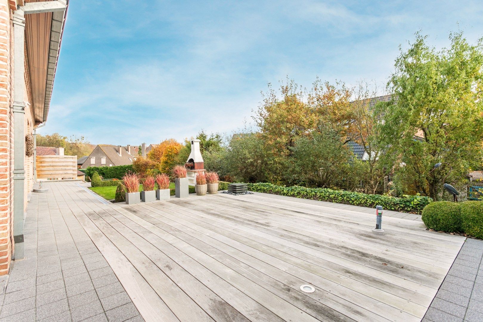 Charmante instapklare woning met 3 SLPKS, tuin & garage foto 14