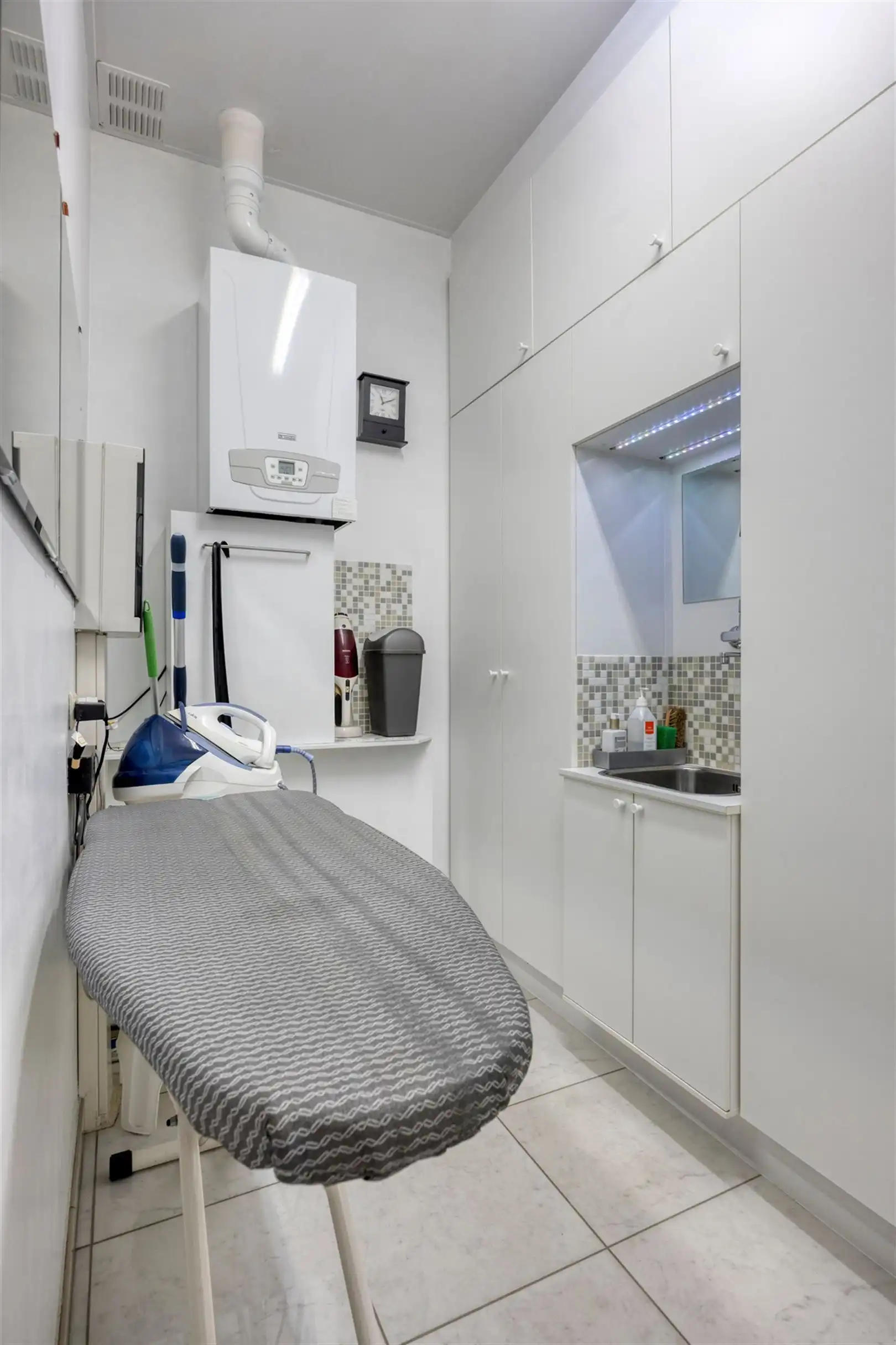 TE KOOP: Gelijkvloers appartement (opbrengsteigendom) met 2 slaapkamers te Heusden! foto 19