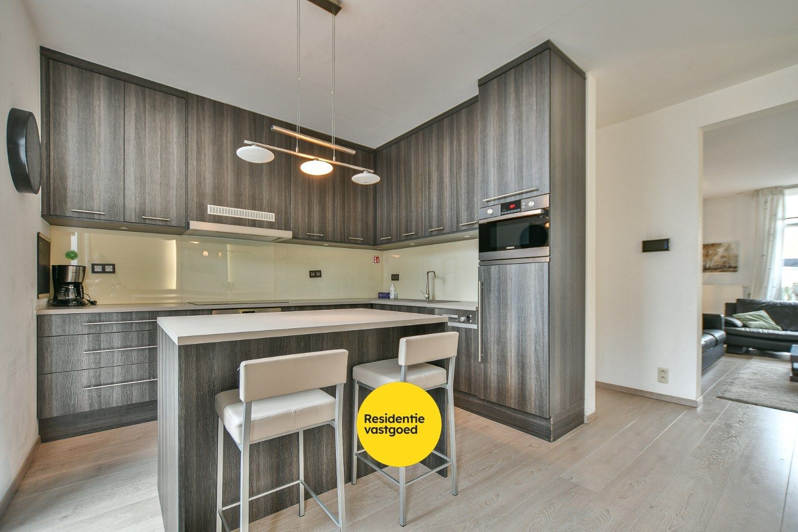 Comfortabel triplexappartement met 3 slaapkamers en terras in hartje Blankenberge foto 2