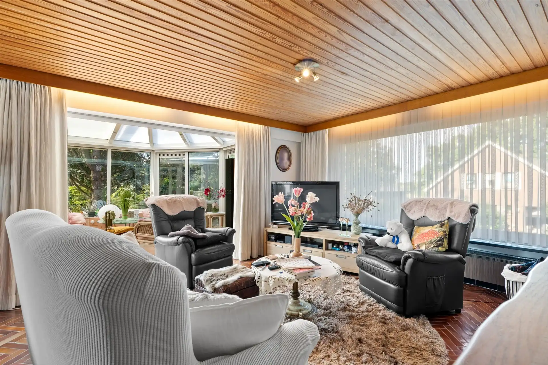 Riante villa op een mooie en rustige locatie. foto 5