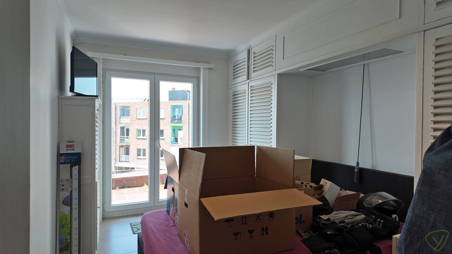 Instapklaar appartement met terras op de tweede verdieping! foto 9
