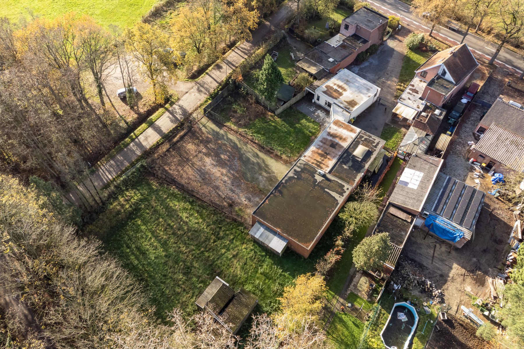 2 Woningen en opslagruimte op ca 2.525m². foto 4