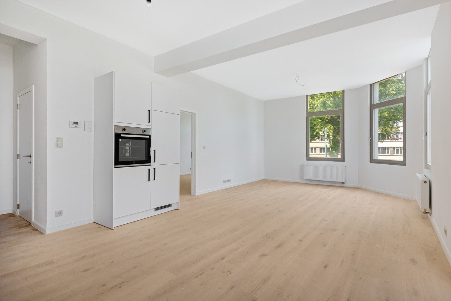 Prachtig gerenoveerd appartement met 2 slaapkamers in rustige straat te koop te Antwerpen foto 8