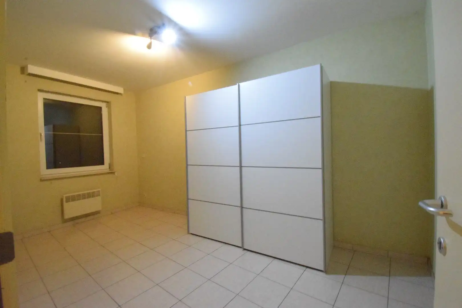 Instapklaar appartement met 2 slaapkamers en garage in Diksmuide foto 6