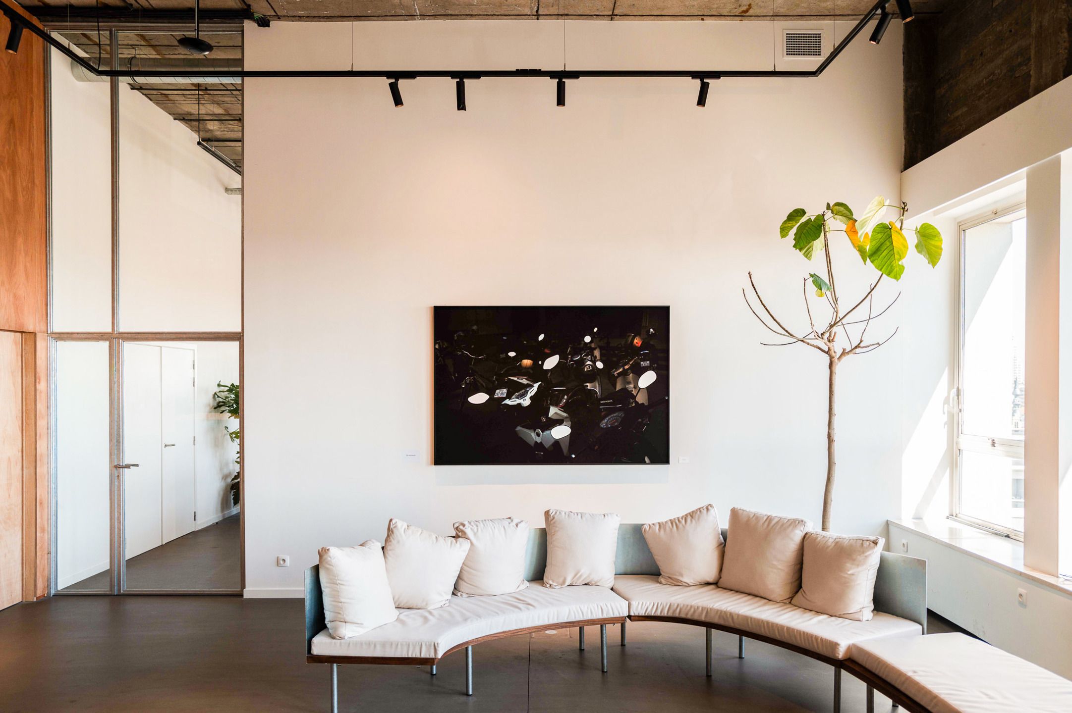 ANTWERPEN ZUID - EXCLUSIEf CO-WORKING KANTOOR  foto 4