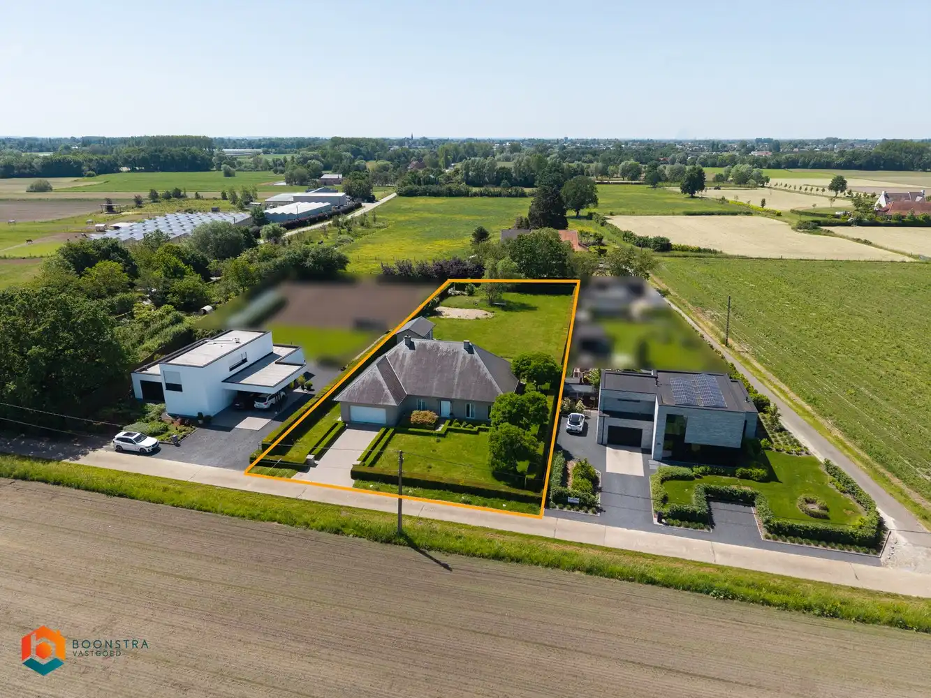 Ruime villa (325m²) op een perceel van 2567m² in prachtige omgeving foto 28