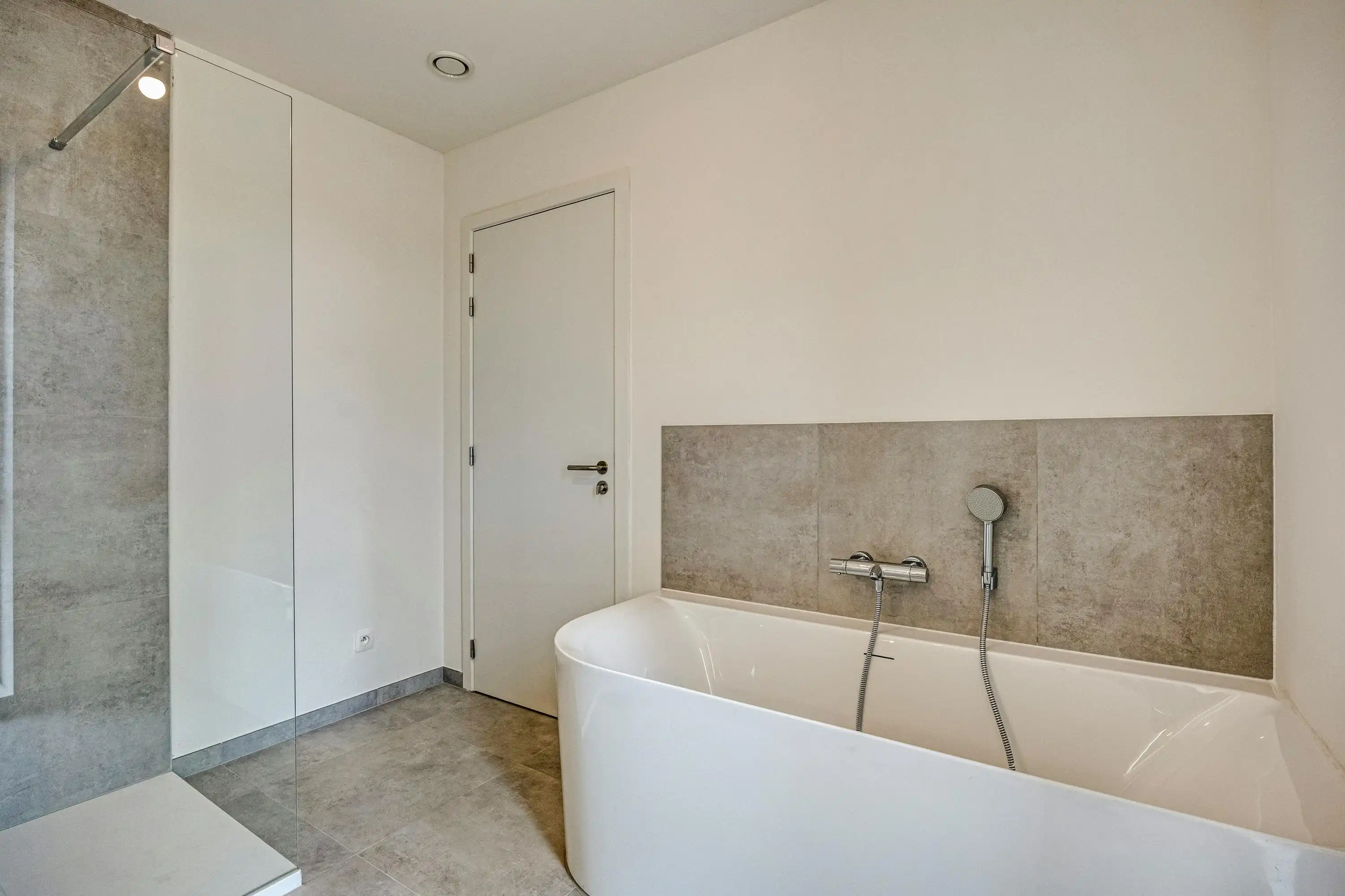 Rustig gelegen nieuwbouwwoning vlakbij het centrum van Balen foto 20
