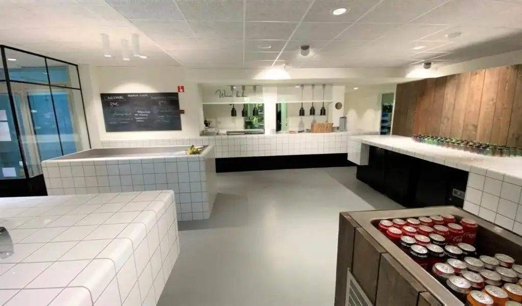 Gerenoveerde kantoren te huur in Axxes Business Park in Merelbeke foto 17