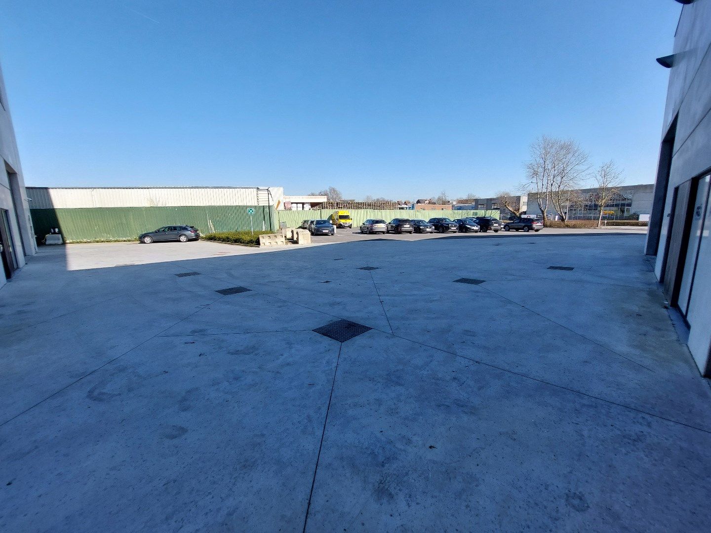Commercieel gelegen showroom / kantoor van 276m² - nieuwbouw foto 13